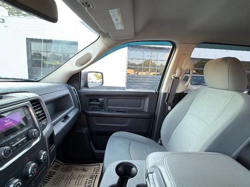 Used 2015 RAM 1500 Express AWD/4WD image 34