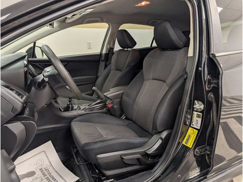 Used 2023 Subaru Crosstrek 2.0i AWD/4WD image 8