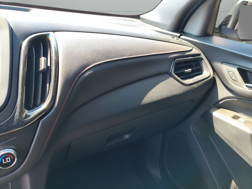Used 2023 Chevrolet Equinox RS FWD image 25