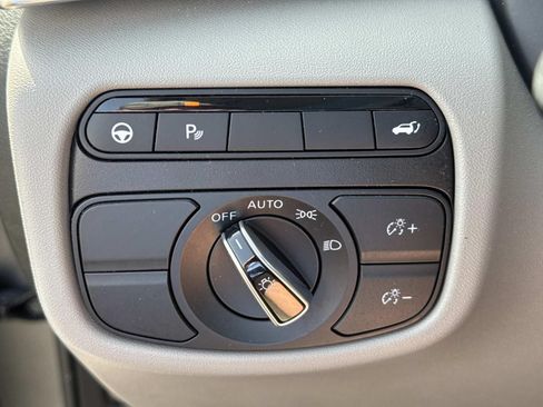 Certified 2023 INFINITI QX50 Luxe FWD image 23