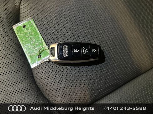 New 2026 Audi Q8 Premium Plus image 32