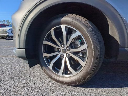 Used 2023 Ford Explorer ST-Line w/ Class IV Trailer Tow Package image 39