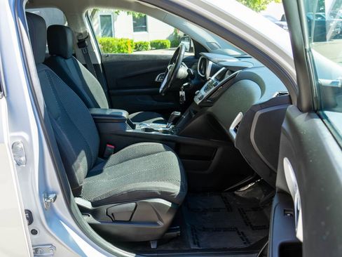 Used 2016 Chevrolet Equinox LT w/ Convenience Package AWD/4WD image 10