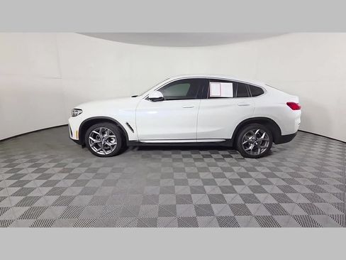 Used 2025 BMW X4 xDrive30i AWD/4WD image 48