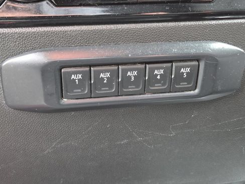 Used 2024 Chevrolet Silverado 3500 LT w/ Convenience Package AWD/4WD image 30