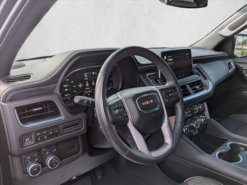 Used 2022 GMC Yukon SLT w/ SLT Premium Package AWD/4WD image 10