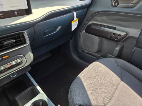 New 2026 Ford Maverick XL image 16