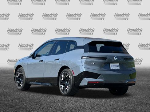 Used 2025 BMW iX xDrive50 image 7