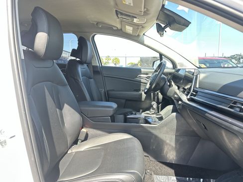 Certified 2025 Kia Sportage EX FWD image 24