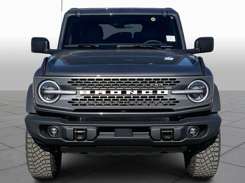 New 2025 Ford Bronco Badlands image 3