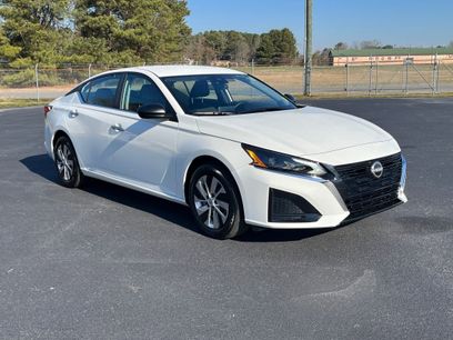 New 2025 Nissan Altima 2.5 S