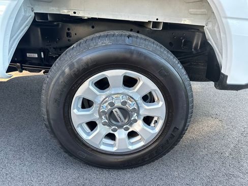 Used 2024 Ford F250 XLT image 23