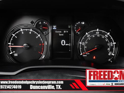 Used 2022 Toyota 4Runner SR5 Premium w/ Moonroof Package AWD/4WD image 18