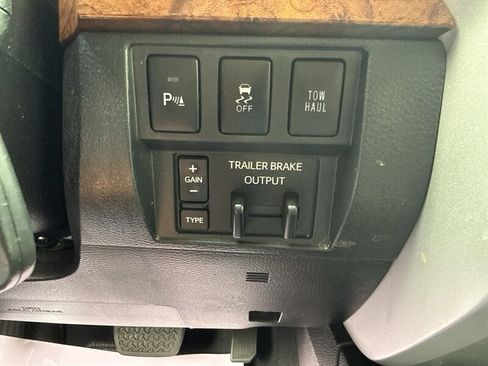 Used 2016 Toyota Tundra 1794 Edition image 42