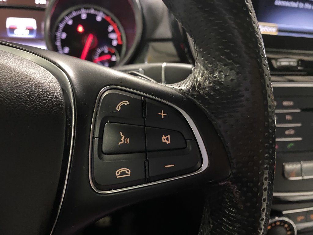 Used 2019 Mercedes-Benz GLE 400 4MATIC image 7