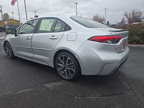 Used 2020 Toyota Corolla XSE image 5
