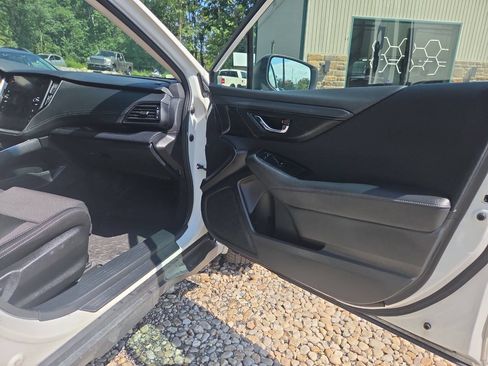 Used 2021 Subaru Outback Premium AWD/4WD image 23
