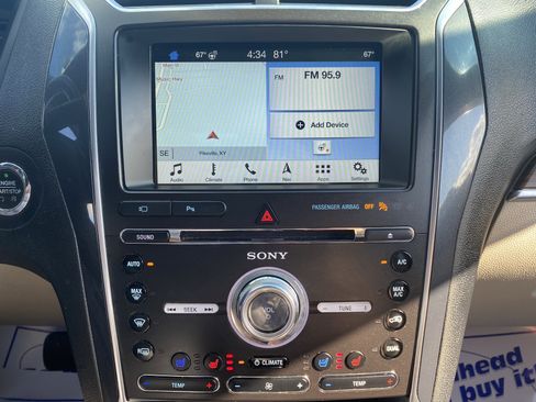 Used 2018 Ford Explorer Limited image 13