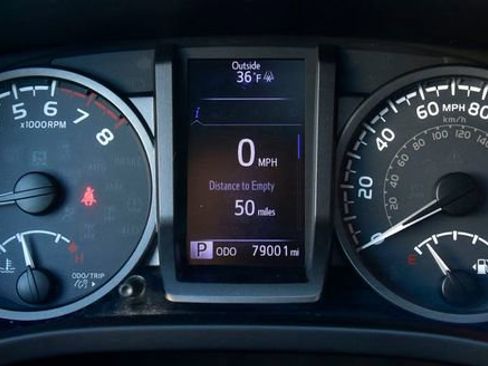 Used 2017 Toyota Tacoma TRD Off-Road w/ Premium & Technology Package image 26