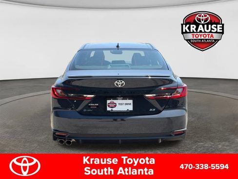 New 2026 Toyota Camry Hybrid FWD image 7