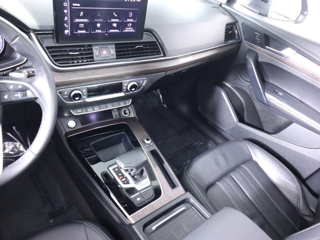 Used 2021 Audi Q5 2.0T Premium Plus w/ Premium Plus Package AWD/4WD image 34