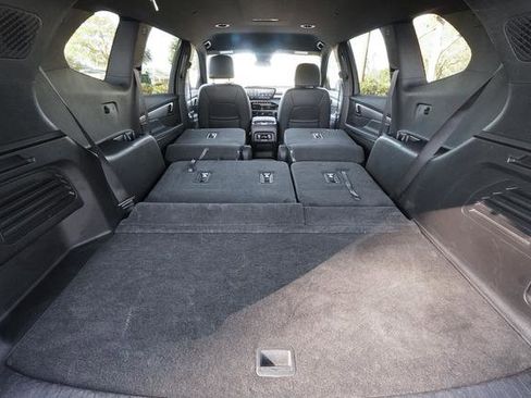 Used 2025 Buick Enclave Preferred image 31