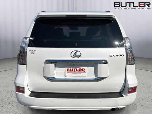 Used 2018 Lexus GX 460 Luxury AWD/4WD image 6