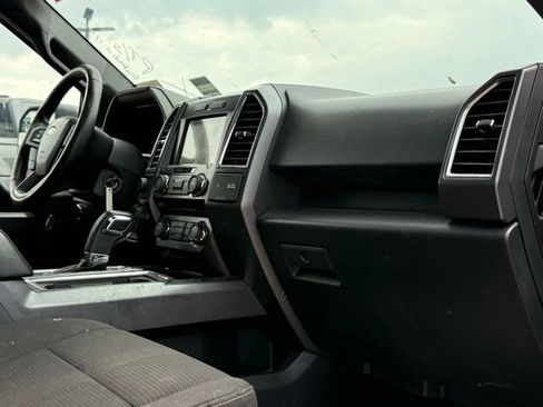 Used 2016 Ford F150 XLT w/ Equipment Group 302A Luxury image 17