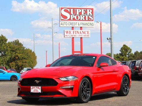 Used 2019 Ford Mustang Coupe w/ Equipment Group 101A RWD image 7