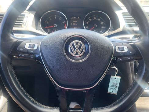 Used 2016 Volkswagen Passat 1.8T SE FWD image 52