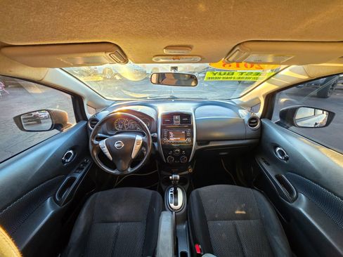 Used 2018 Nissan Versa Note SV image 2