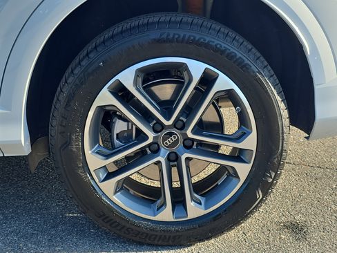 New 2026 Audi Q5 Premium image 33