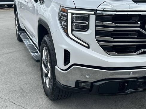 Used 2023 GMC Sierra 1500 SLT w/ SLT Premium Plus Package image 11