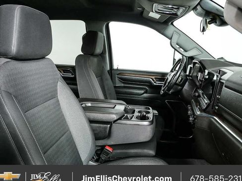 Certified 2024 Chevrolet Silverado 2500 LT AWD/4WD image 19