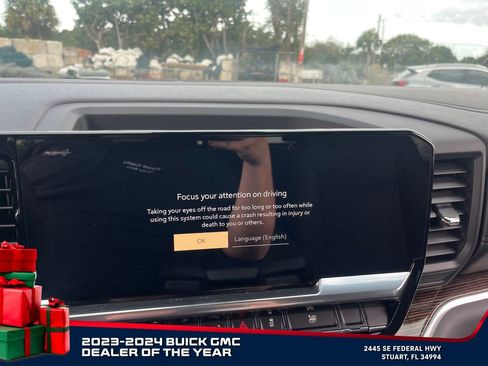 New 2025 GMC Sierra 1500 Elevation image 21