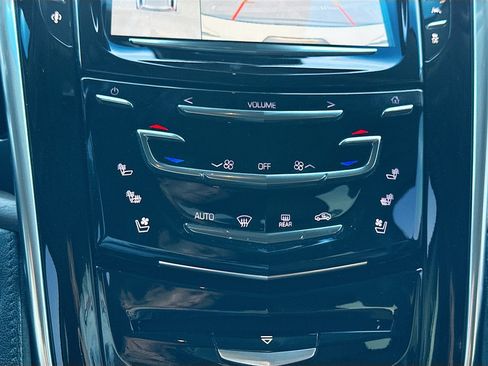Used 2016 Cadillac Escalade Luxury RWD image 36