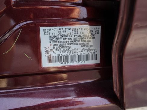 Used 2025 Nissan Sentra SV FWD image 40