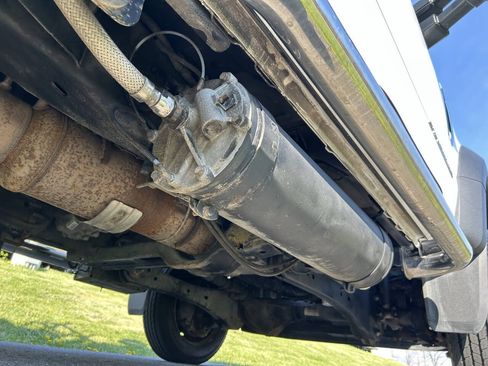 Used 2017 Ford F550 4x4 Regular Cab Super Duty image 26