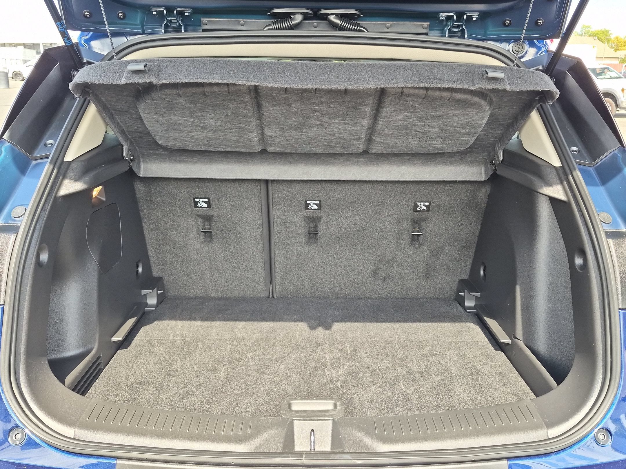 Certified 2023 Buick Encore GX Preferred w/ Cold Weather Comfort Package FWD image 25