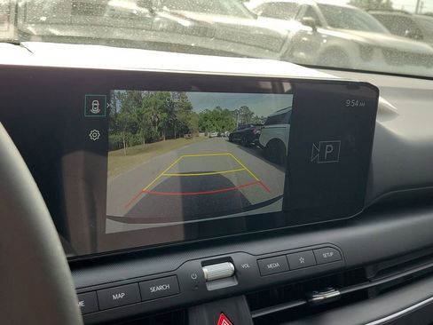 New 2026 Kia K4 LXS FWD image 30