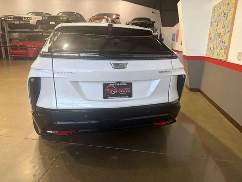 Used 2024 Cadillac Lyriq Sport AWD/4WD image 8