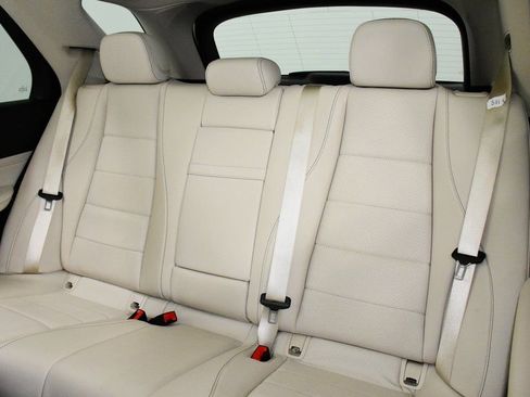 Used 2024 Mercedes-Benz GLE 450 4MATIC image 25