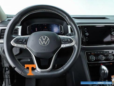 Used 2023 Volkswagen Atlas SE w/ Black Wheel Package FWD image 20