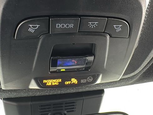 Used 2023 Toyota Corolla SE w/ Carpet Mat Package (TMS) image 28