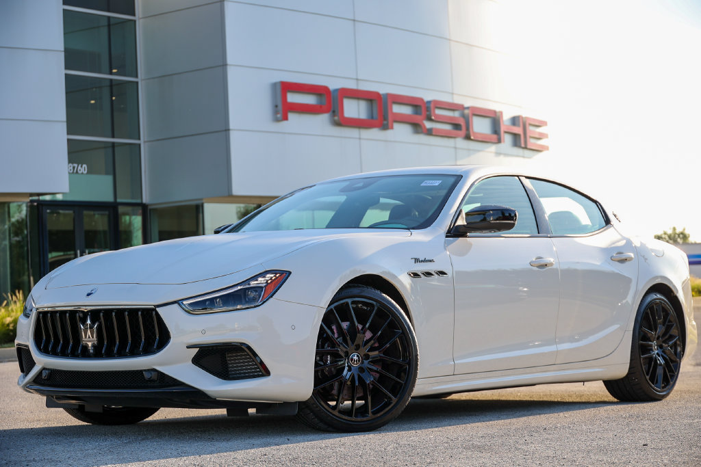 Used 2024 Maserati Ghibli Modena Ultima Q4 AWD/4WD image 2