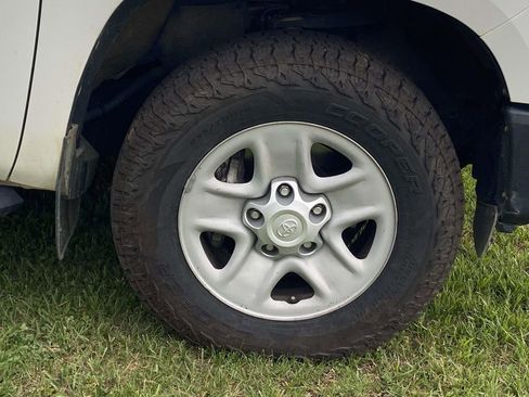 Used 2019 Toyota Tundra SR AWD/4WD image 8