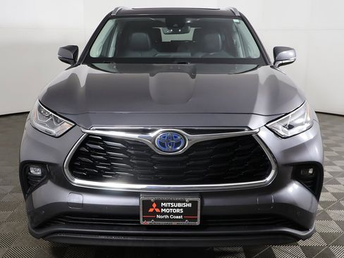 Used 2022 Toyota Highlander Limited image 15