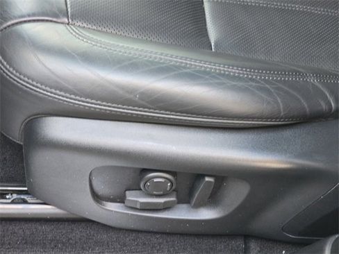 Used 2022 Land Rover Range Rover Sport HSE Silver Edition image 28