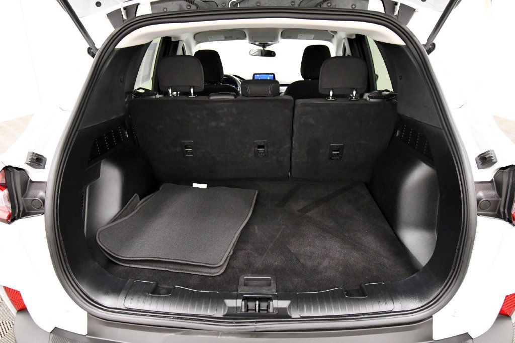 Used 2025 Ford Escape Active AWD/4WD image 7