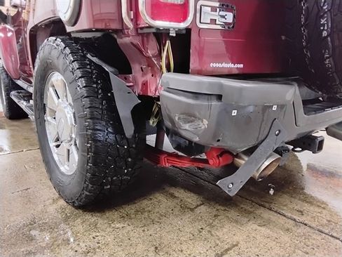 Used 2007 HUMMER H3 image 17
